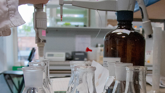 Лабораторный анализ пластовых вод: цели, методы и оборудование